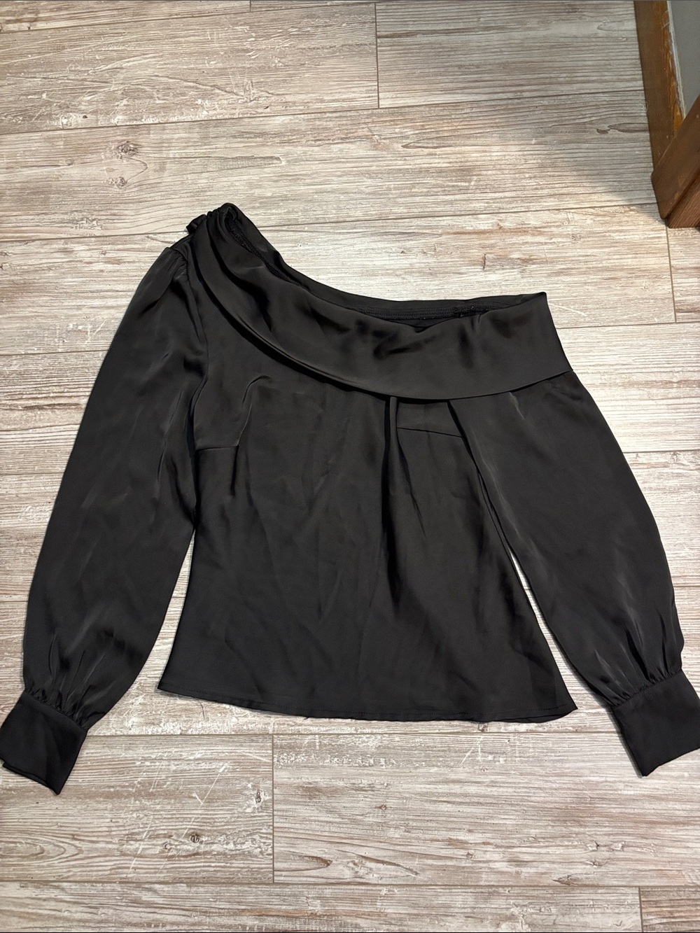 Astr Ellen blouse size small